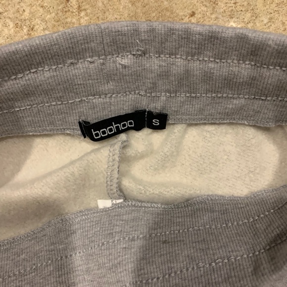 Boohoo Woman Grey Joggers - Picture 2 of 3